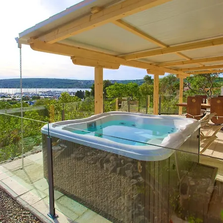 Holiday Homes Kanajt-2